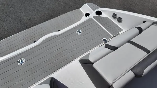 Slide: The Image of Yamaha AR220 2025 - 37