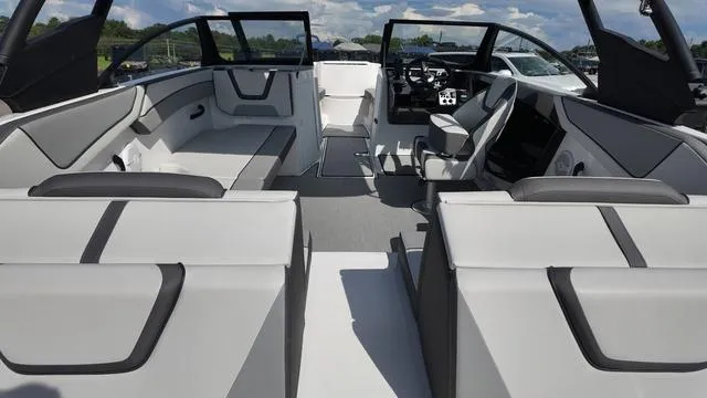 Slide: The Image of Yamaha AR220 2025 - 38