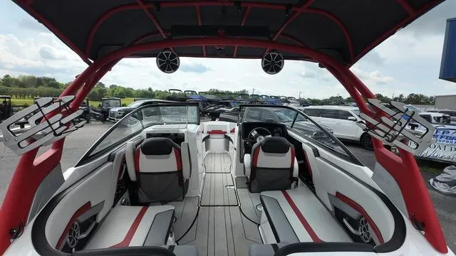 Slide: The Image of Yamaha 242X 2020 - 13