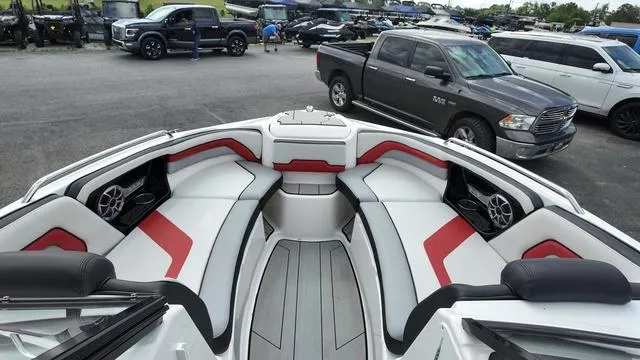 Slide: The Image of Yamaha 242X 2020 - 15