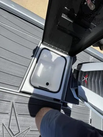 Slide: The Image of Vexus AVX 1980c 2025 - 20