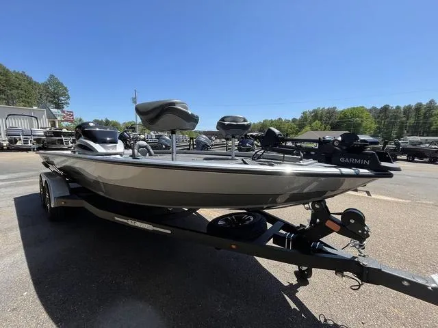 Slide: The Image of Vexus AVX 1980c 2025 - 5