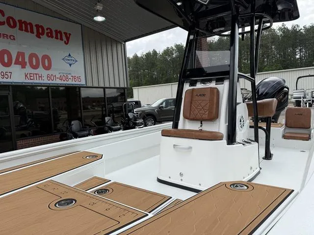 Slide: The Image of Avid 23 Mag 2025 - 16