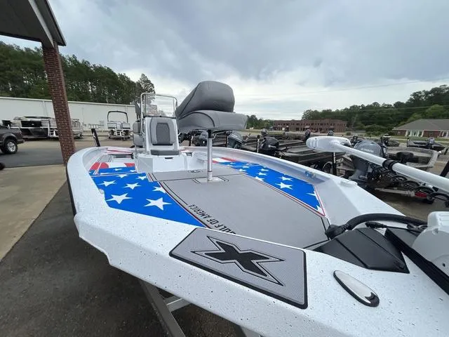 Slide: The Image of Xpress H22B 2025 - 11