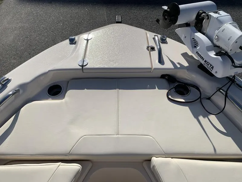 Slide: The Image of 2023 Grady-White 251 Coastal Explorer boat deck with Minn Kota trolling motor. - 33