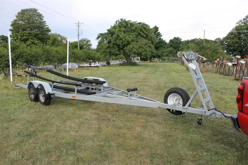 Slide: The Image of Dual axle trailer with guides - 38