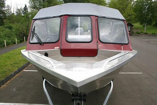 Slide: The Image of Thunder Jet 185 Luxor 2025 - 13