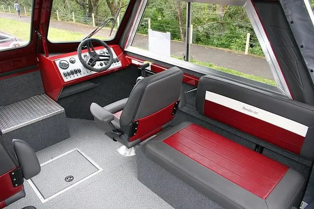 Slide: The Image of Thunder Jet 185 Luxor 2025 - 6