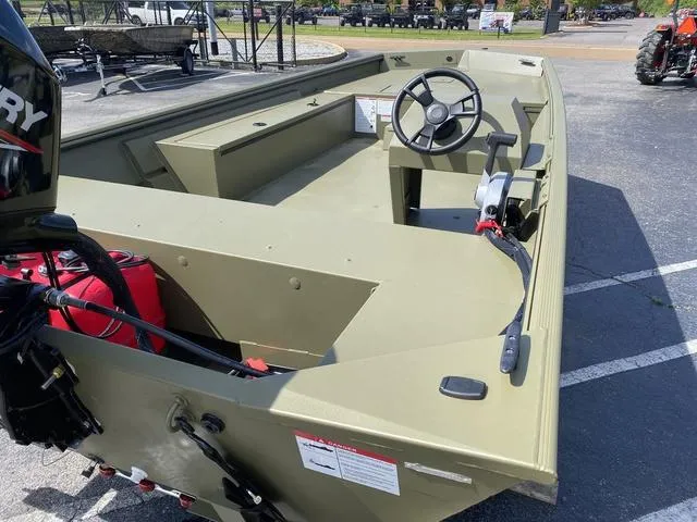 Slide: The Image of Lowe RX1860 ROUGHNECK W/ MERCURY 60 2025 - 7