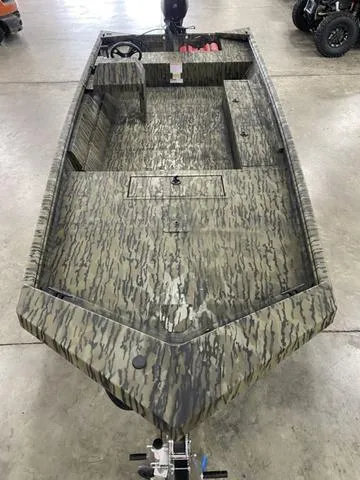 Slide: The Image of Lowe RX1860 ROUGHNECK W/ MERCURY 60 2025 - 9