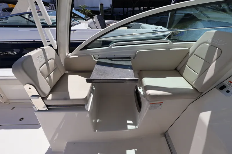 Slide: The Image of Boston Whaler 285 Conquest 2026 - 16