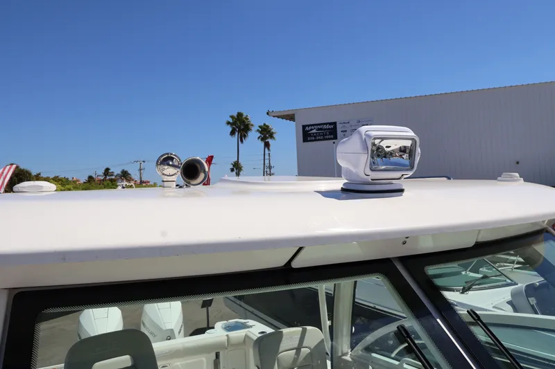 Slide: The Image of Boston Whaler 285 Conquest 2026 - 36