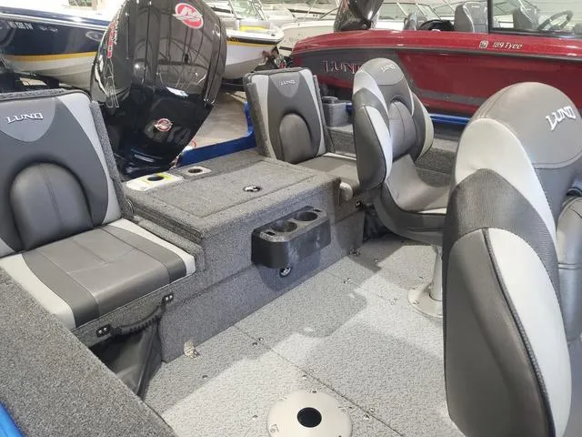 Slide: The Image of Lund 1775 Adventure Sport 2024 - 3