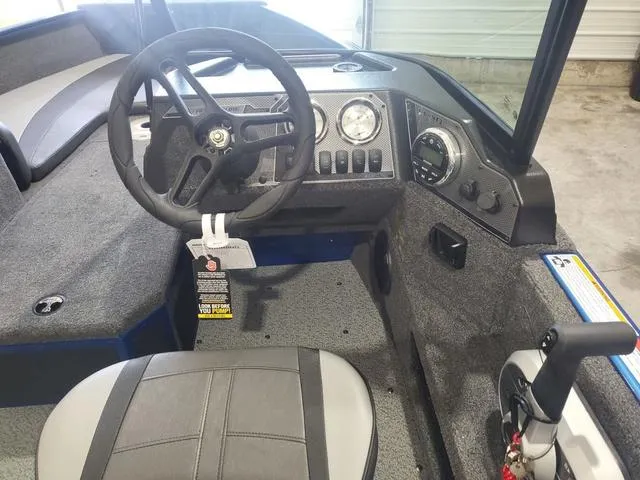 Slide: The Image of Lund 1775 Adventure Sport 2024 - 5