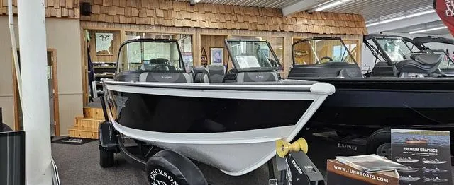 Slide: The Image of Lund 1875 Crossover XS Sport 2024 - 1