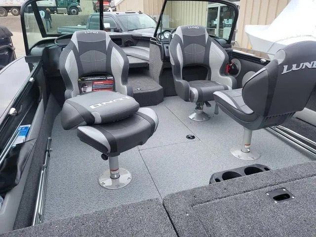 Slide: The Image of Lund 1875 Crossover XS Sport 2024 - 3