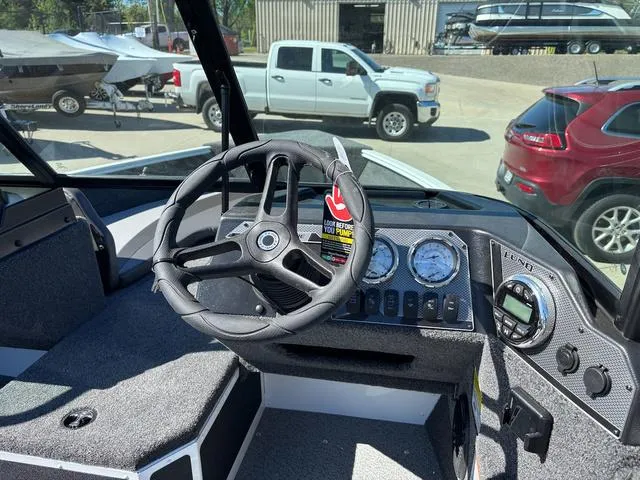 Slide: The Image of Lund 1775 Adventure Sport 2025 - 7