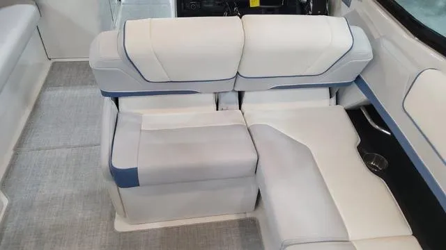 Slide: The Image of Formula 310 Bowrider 2024 - 22