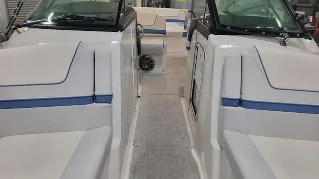 Slide: The Image of Formula 310 Bowrider 2024 - 35