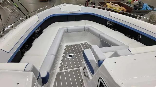 Slide: The Image of Formula 350 Crossover Bowrider 2024 - 26