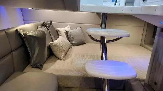 Slide: The Image of Formula 350 Crossover Bowrider 2024 - 35