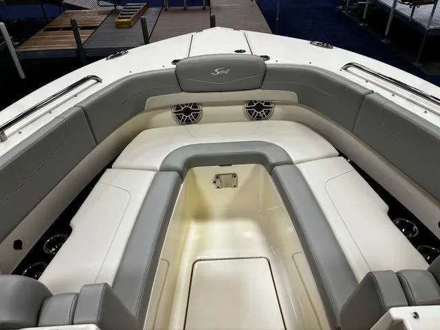 Slide: The Image of Scout 277 Dorado 2024 - 10