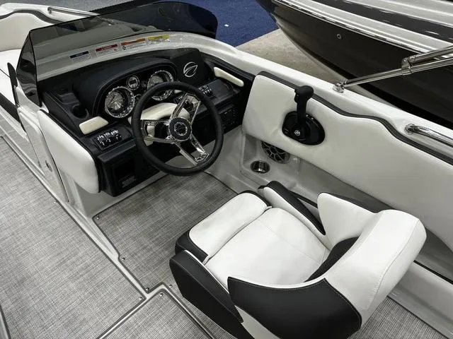 Slide: The Image of Crownline Boats E210 XS 2024 - 6