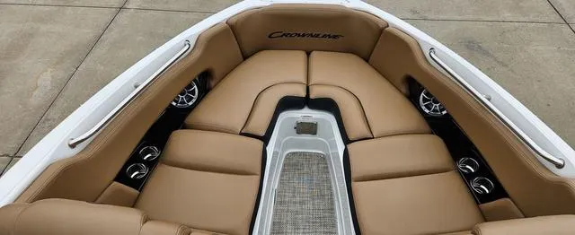 Slide: The Image of Crownline Boats 260 SS 2024 - 6