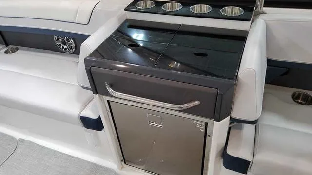 Slide: The Image of Formula 330 Crossover Bowrider 2025 - 11