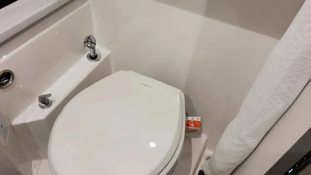 Slide: The Image of Formula 330 Crossover Bowrider 2025 - 12