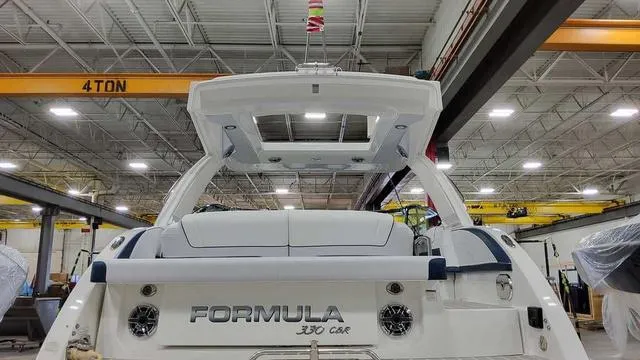 Slide: The Image of Formula 330 Crossover Bowrider 2025 - 3