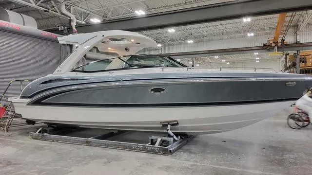 The Image of Formula 310 Bowrider 2025 - 1