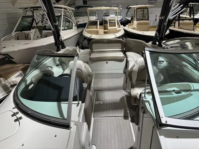 Slide: The Image of Crownline Boats E 275 Surf 2019 - 10