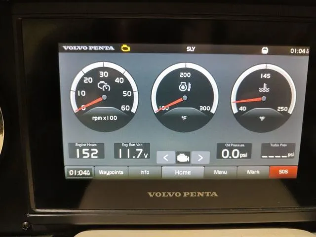 Slide: The Image of Crownline Boats E 275 Surf 2019 - 12