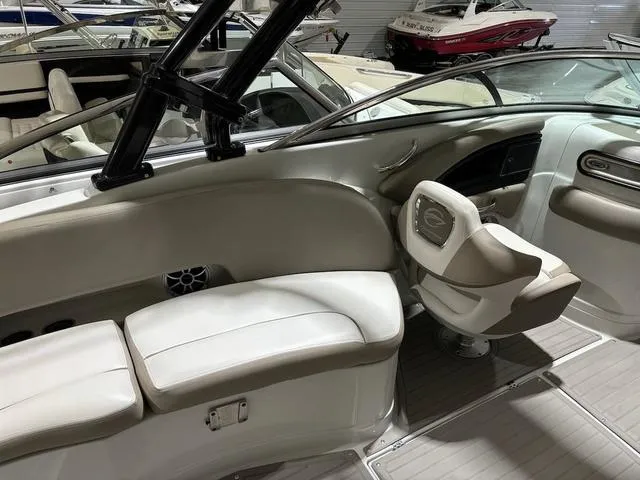 Slide: The Image of Crownline Boats E 275 Surf 2019 - 4