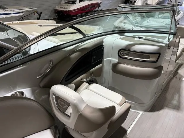 Slide: The Image of Crownline Boats E 275 Surf 2019 - 5