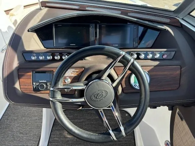 Slide: The Image of Cobalt R5 Surf 2021 - 13