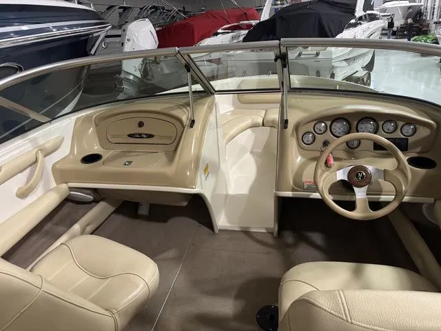 Slide: The Image of Sea Ray 185 Bow Rider 2000 - 8