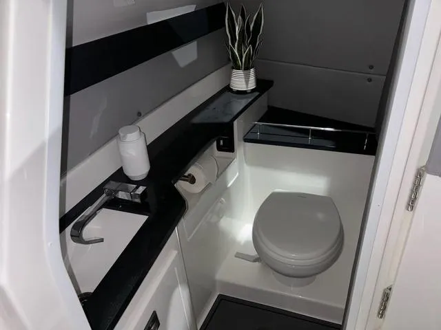 Slide: The Image of Cobalt R33 2023 - 13