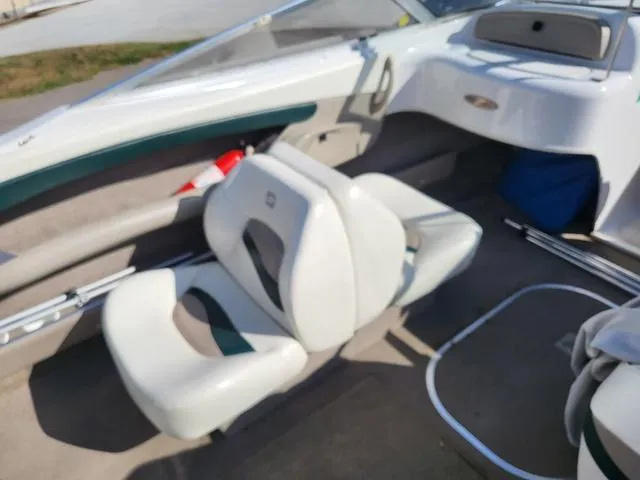 Slide: The Image of Four Winns 200 Horizon 1998 - 8