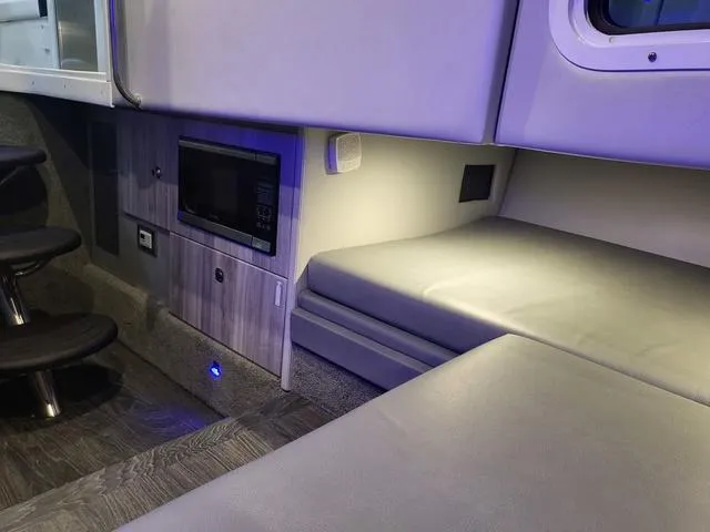 Slide: The Image of Formula 330 Crossover Bowrider 2021 - 16