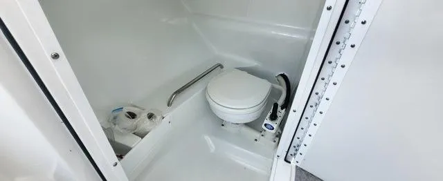 Slide: The Image of Formula 240 Bowrider 2007 - 8