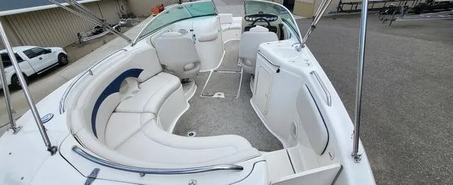 Slide: The Image of Chaparral 243 Sunesta 2002 - 4