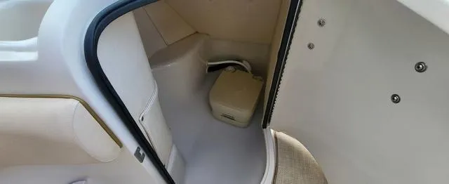 Slide: The Image of Sea Ray 260 BR 2001 - 7