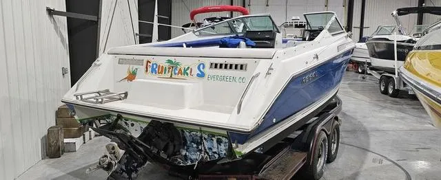 Slide: The Image of Regal 220 Avanti XL 1989 - 3