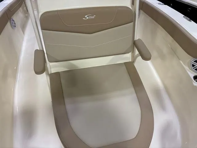 Slide: The Image of Scout 215 XSF 2025 - 7