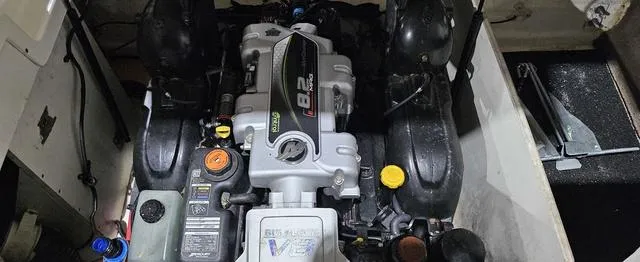 Slide: The Image of Sea Ray 290 Sundeck 2016 - 9