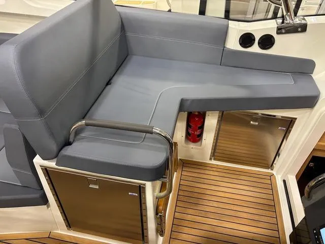 Slide: The Image of Nimbus W11 2025 - 14