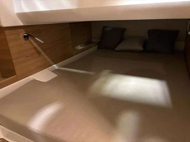 Slide: The Image of Nimbus W11 2025 - 21