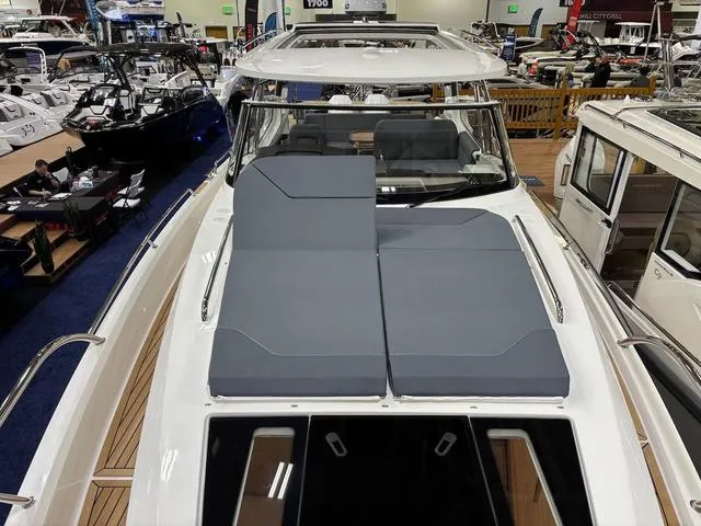 Slide: The Image of Nimbus W11 2025 - 24